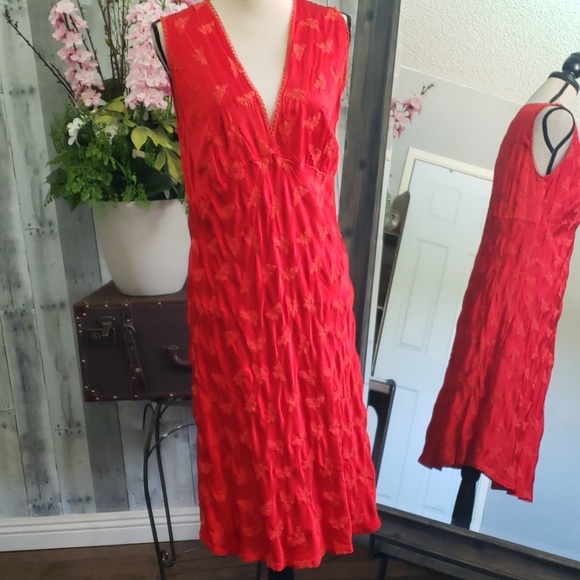 Johnny Was Dresses & Skirts - Nwt Johnny Was embroidered Satin dress  S